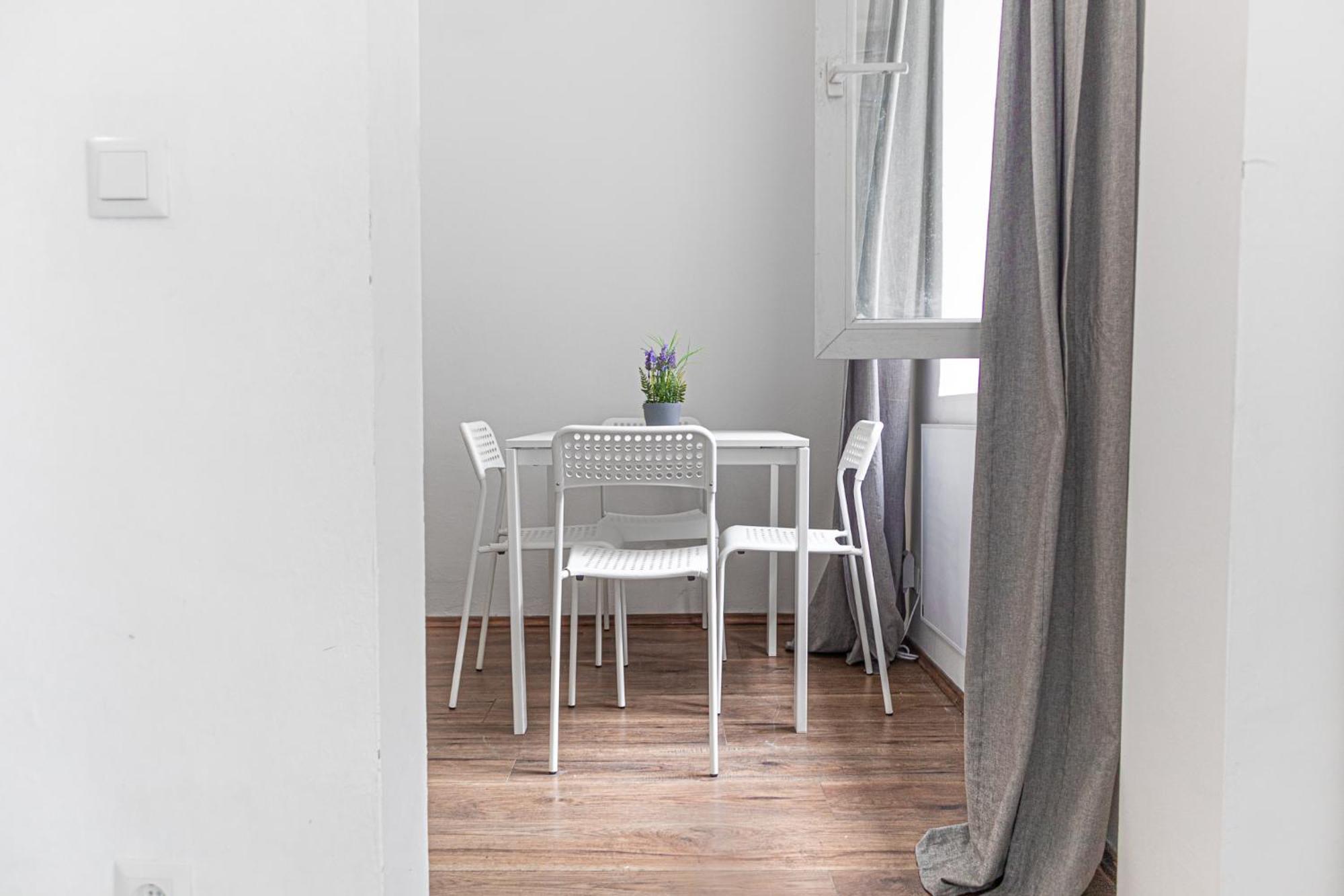 Amazing 1br Apt, Next To Akh Building For Everyone Apartment Wien